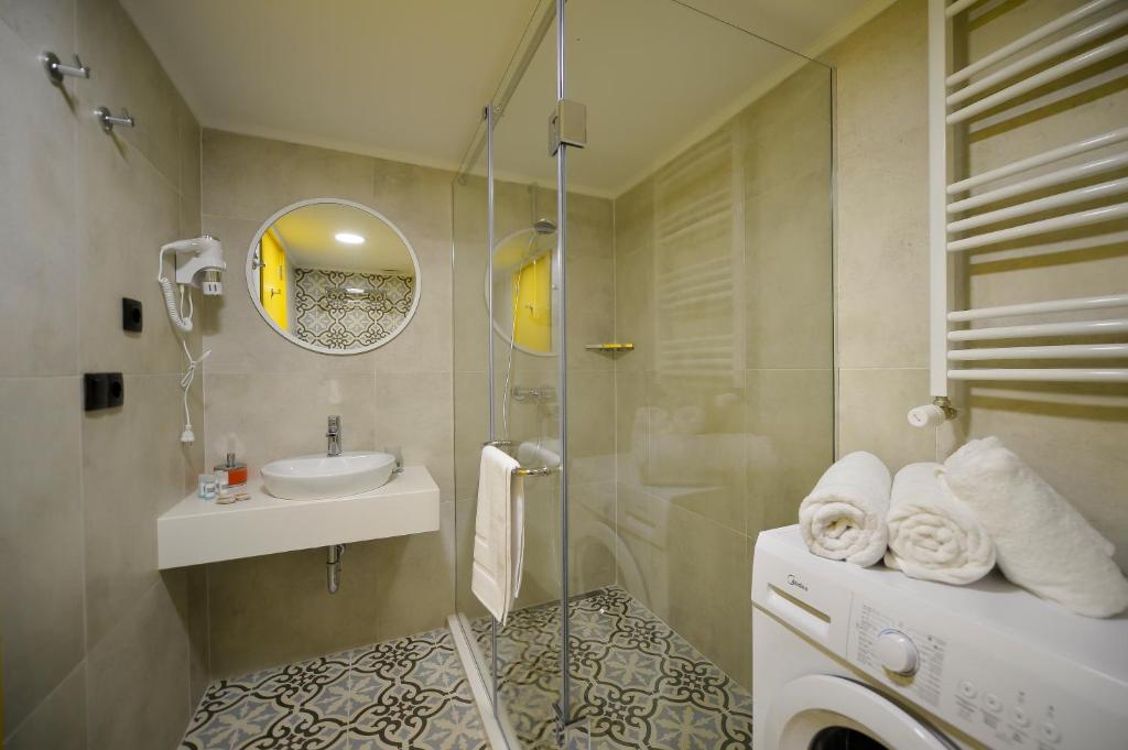 Alliance Villa room 3